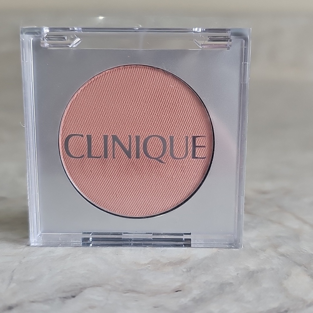 NEW Clinique Blush in New Clover